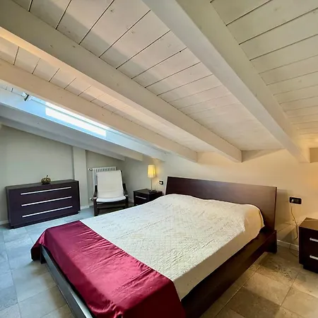 Mansarda Di Pianello Apartment